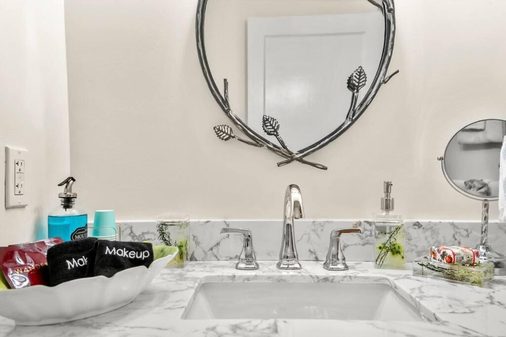 New2/2 Garden Apartment Historic Savannah Extérieur photo